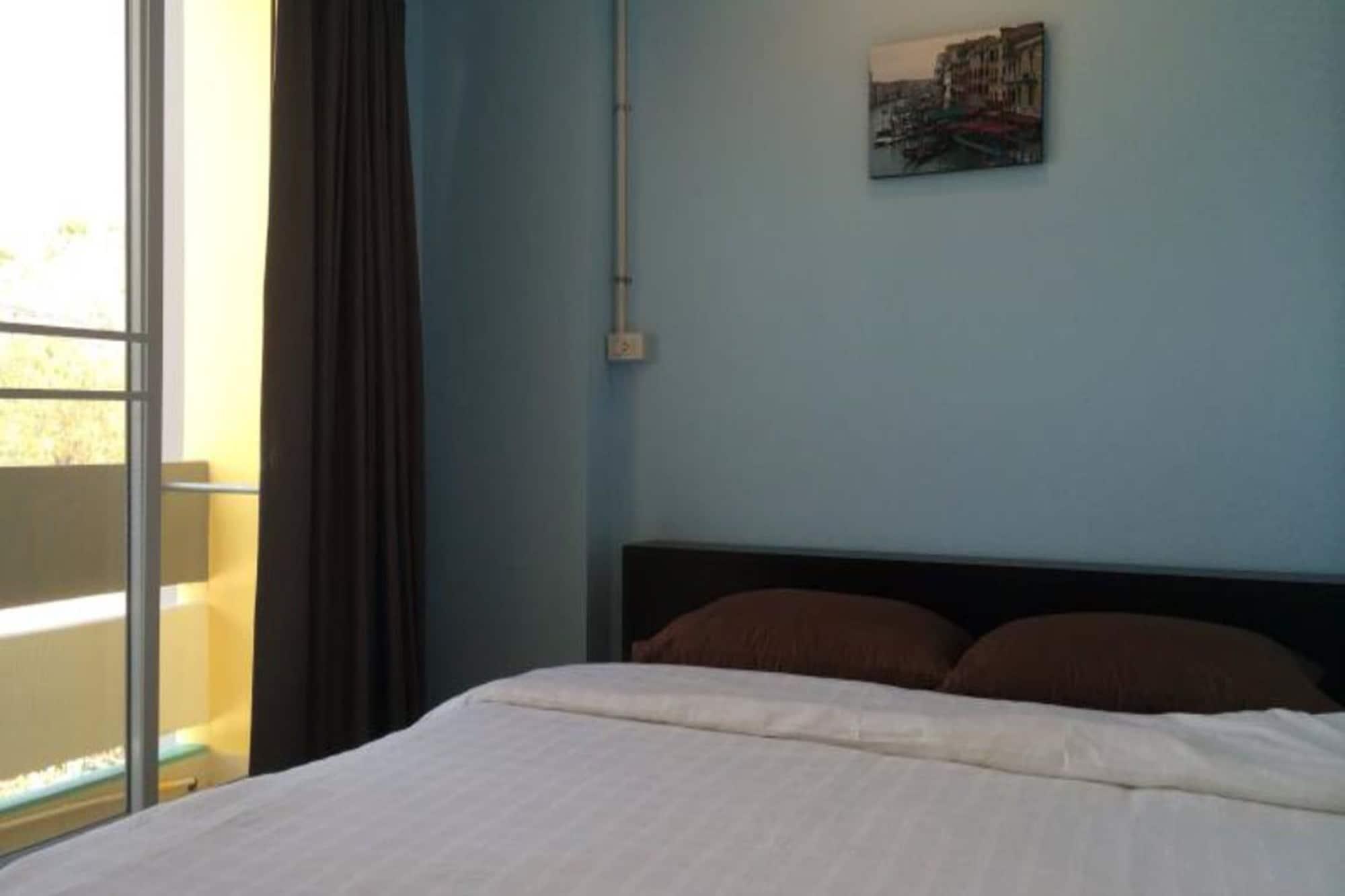U Dee Room&Coffee Kanchanaburi Buitenkant foto