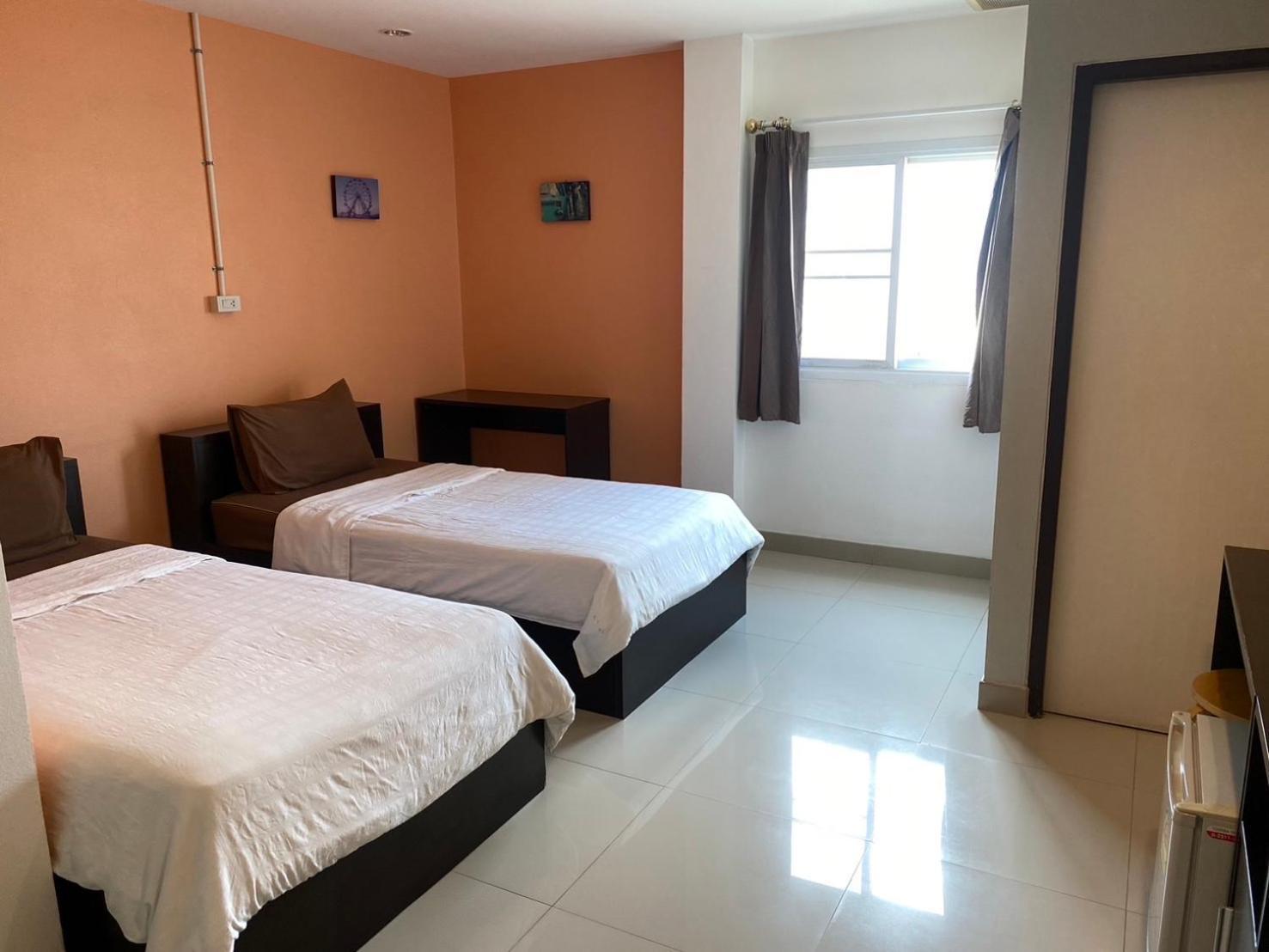 U Dee Room&Coffee Kanchanaburi Buitenkant foto