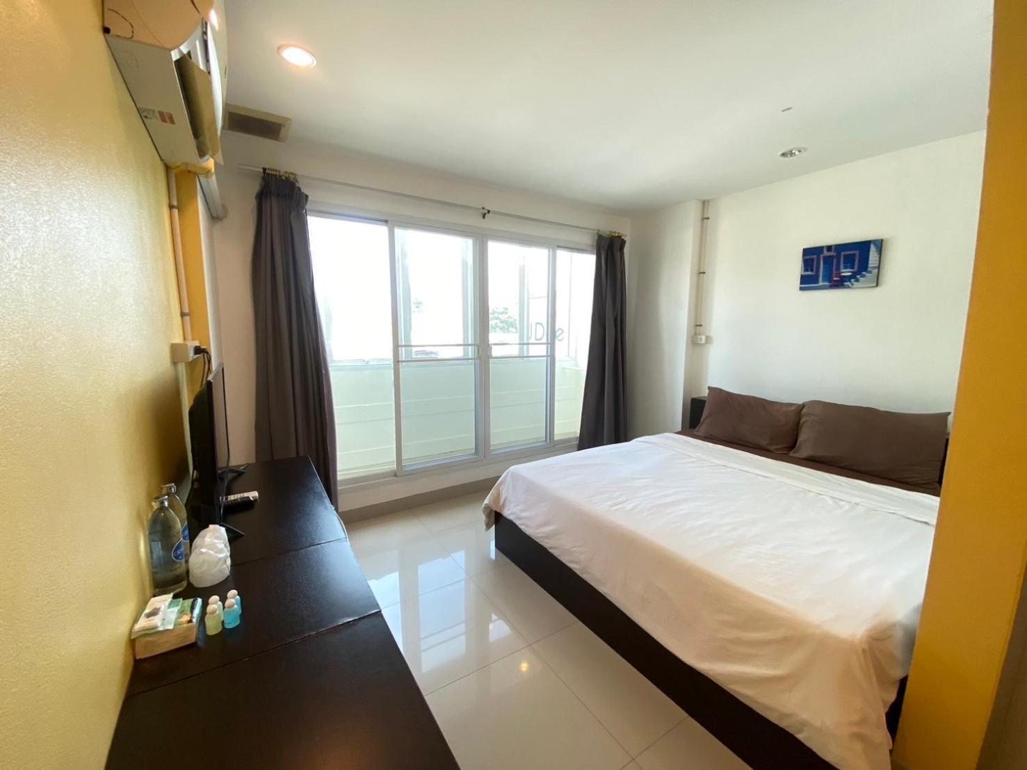 U Dee Room&Coffee Kanchanaburi Buitenkant foto